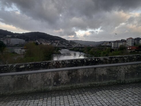 Mailupload-20240327-1 Blick auf eine Brücke in Cea.jpg