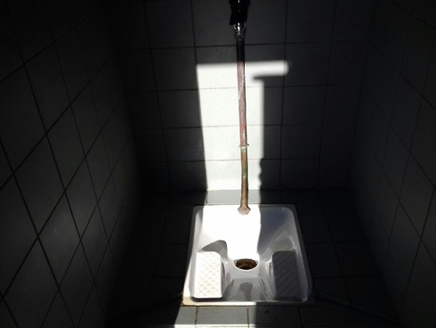 20170419 1 WC auf französisch.jpg